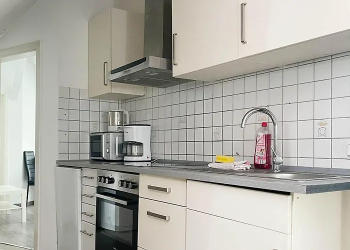 Work & In Apartman *