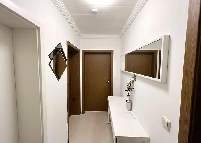 Apartman Work & In *